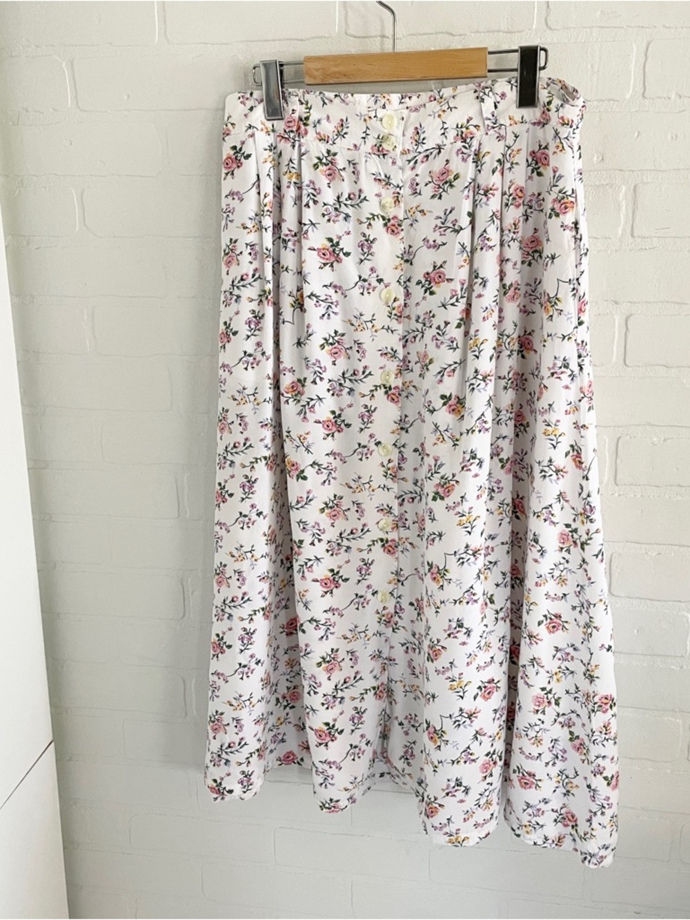 Vintage 90s Prairie Floral Button Front Midi Skirt Romantic 2 pockets Sz M/L - Picture 3 of 15